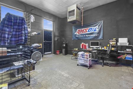 ±10,000 SF Multi-Tenant Industrial Investment Sale | 11.32% Cap Rate