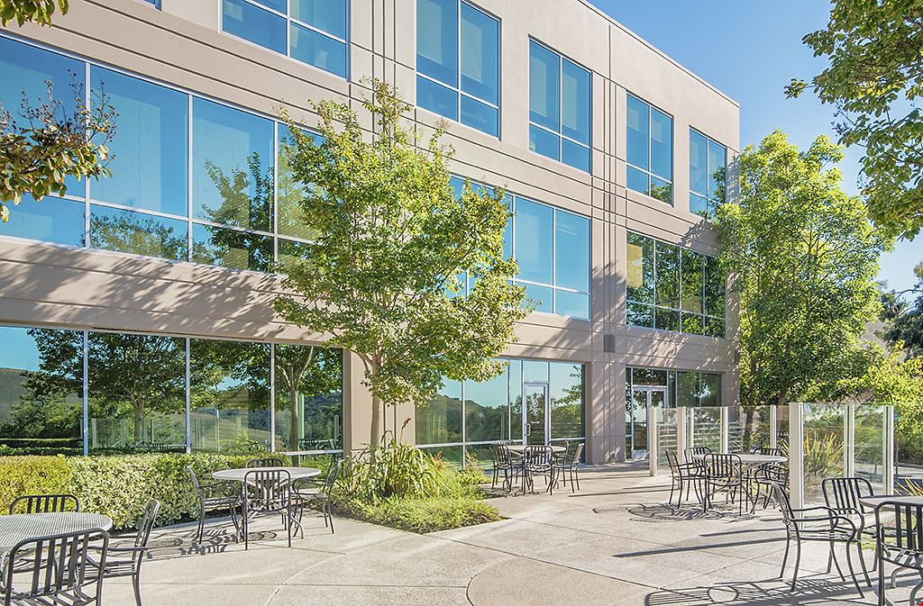 Pacific Pointe Corporate Centre