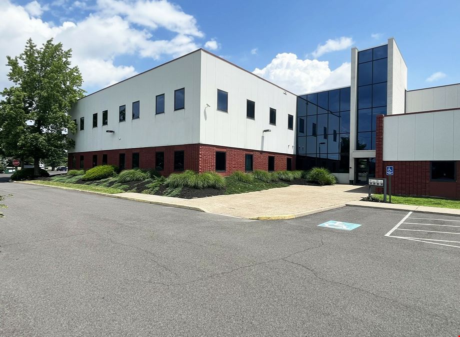 24,092 SF± Flex/Office Space
