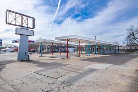 Retail space for Sale at 435 E Main St, Hohenwald TN in Hohenwald