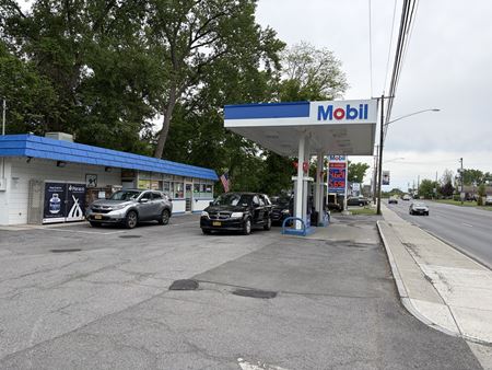 Retail space for Sale at Convenience/Gas on 9 & 20 in Rensselaer