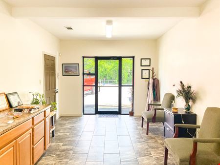 8% Cap 5 Year Sale-Leaseback with Yard