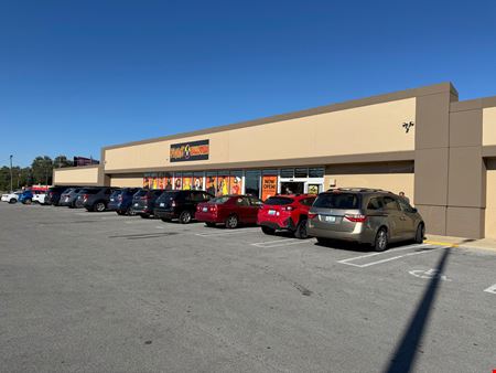 Retail space for Rent at Bauer’s Hikes Point Center in Louisville
