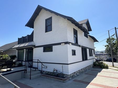 599 N Fair Oaks Ave