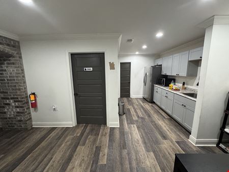 NEW PRICE! 7,000 SF OFFICE/WAREHOUSE