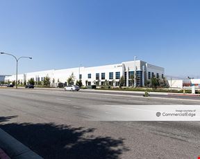 Cheli Distribution Center