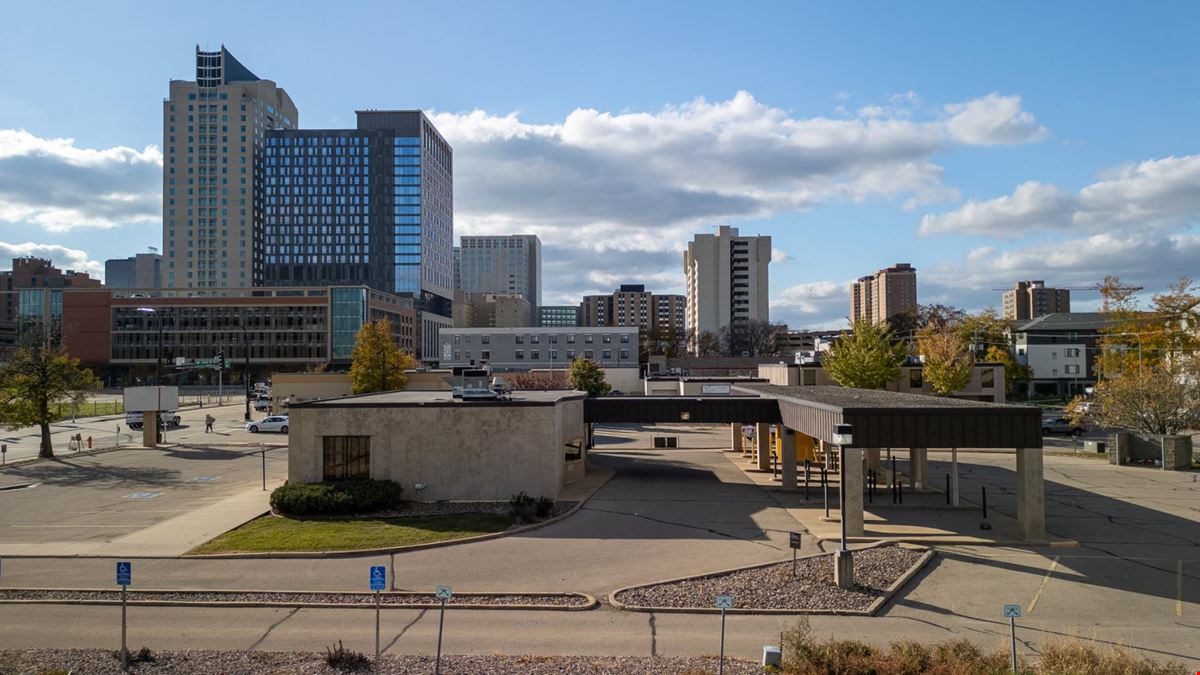Center Street Premier Flex-Commercial Space 
