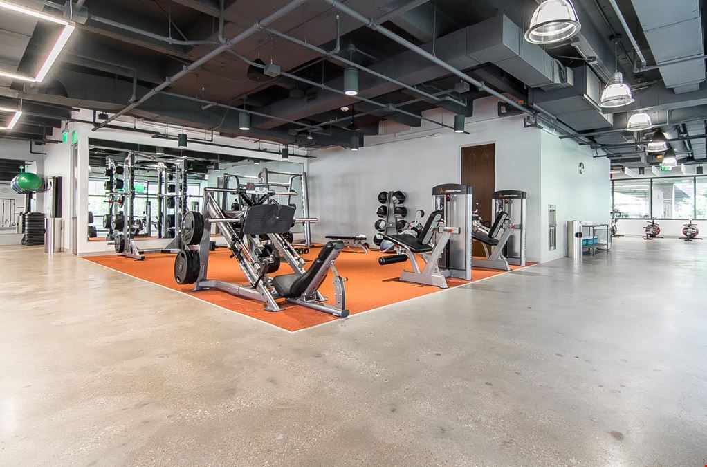 Lucid Private Offices - Galleria Addison