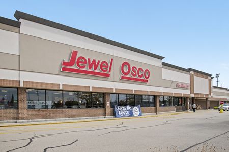Retail space for Rent at The Grove in Buffalo Grove