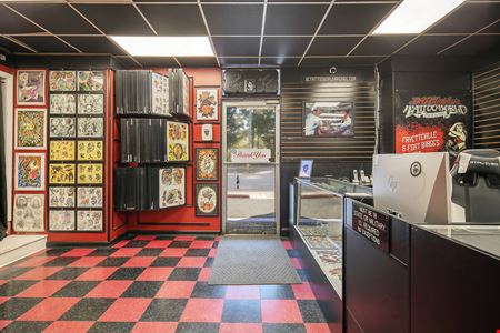 Former Tattoo Shop Site – Ideal for Owner-User