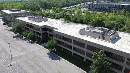 9233 Ward Parkway Building