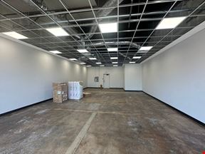 1909 S Douglas Blvd - Midtown Market