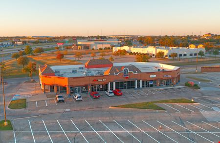 9108-9124 Camp Bowie Blvd W