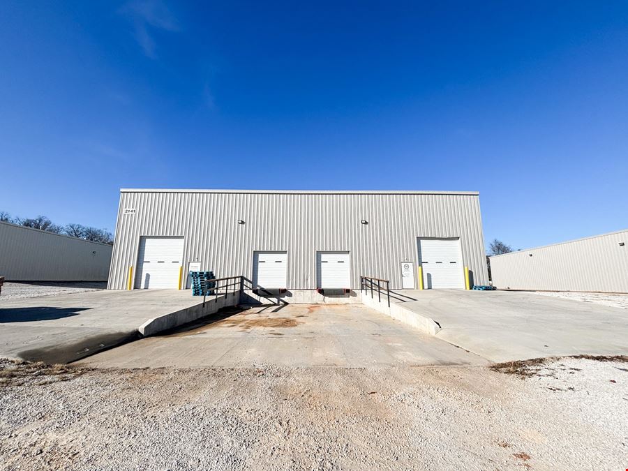 2023 BUILD: 12,000 SF Warehouse for Lease