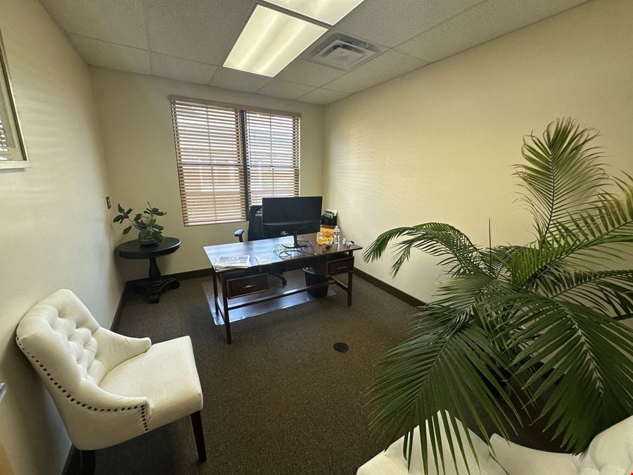 6483 Transit Rd - 3,112+/- SF OFFICE SPACE
