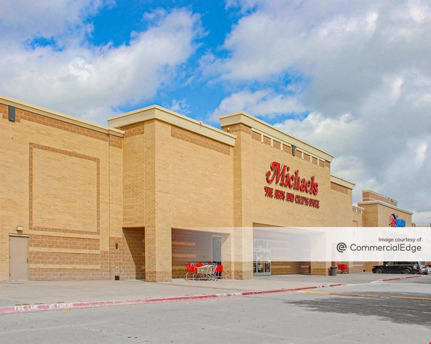 North Garland Crossing 5401 North Garland Avenue, Garland, TX 75040