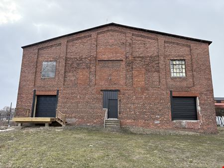 Industrial space for Rent at 100 Alexander Ave in Peoria
