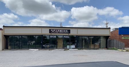 Retail space for Sale at 1008-1010 W Gore Blvd in Lawton