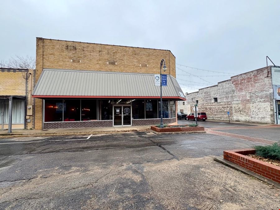 102 West Everett