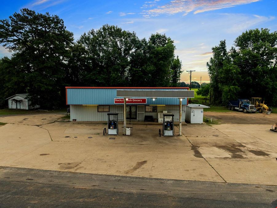 Convenience Store in Naples, TX for Sale