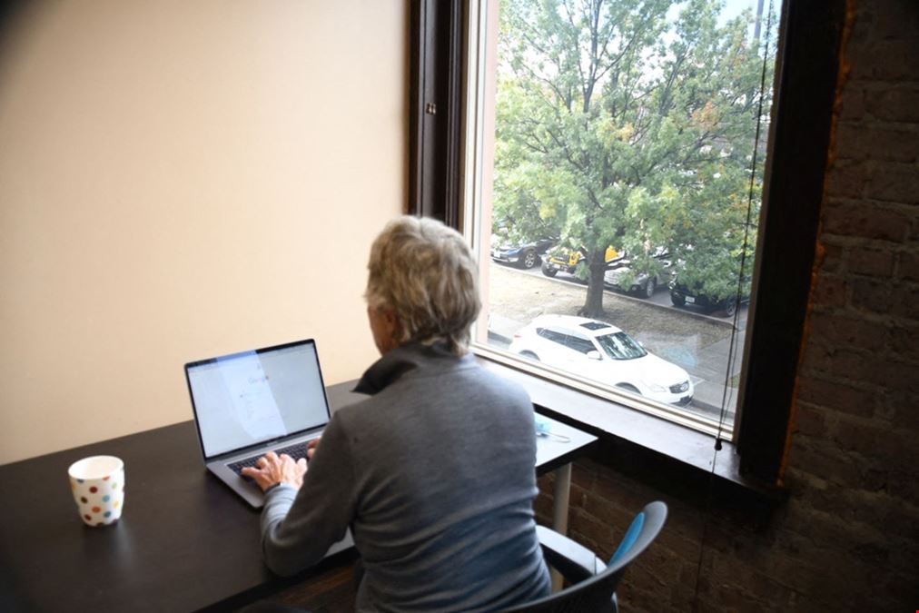 Cowork Waldo - 7431 Broadway Street