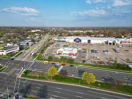 Clinton Twp Starbucks Center