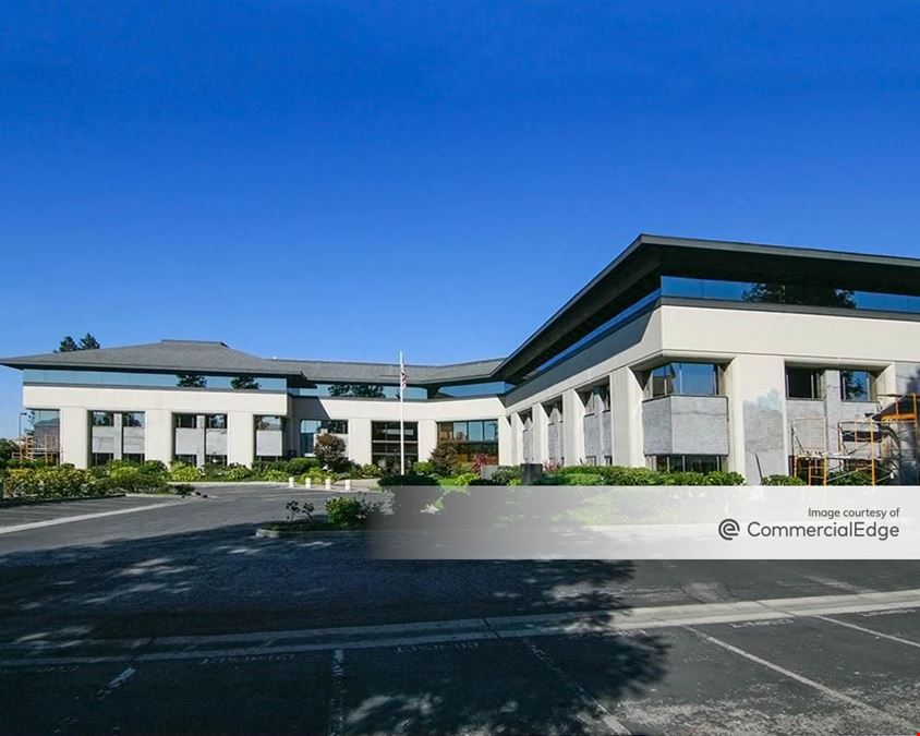 Peninsula Corporate Ctr