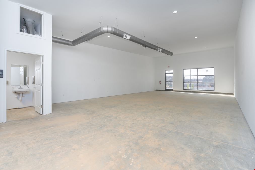 NEWLY BUILT FLEX SPACE AVAILABLE | MOVE IN READY