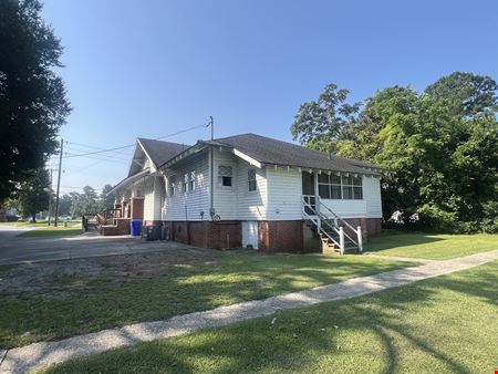 2,519 SF Office Building on 0.48-Acre