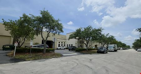 Cantel West Unit for Sale