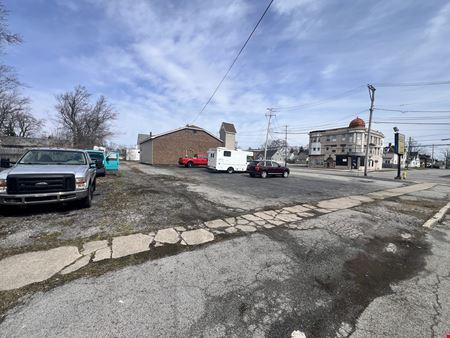 5822 Transit Rd
