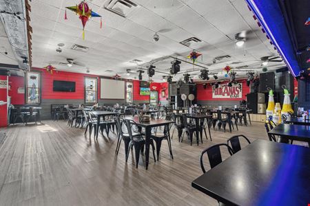 Restaurant & Bar Near CenterPoint on Two Acres
