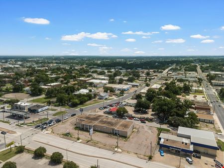 1700 W Waco Dr