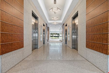 4424 West Sam Houston Parkway North (R068)