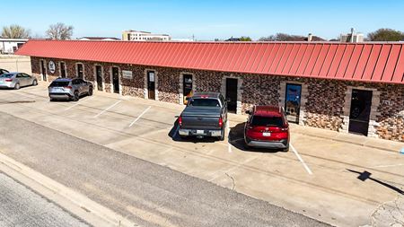 Office space for Sale at 7412 82nd St in Lubbock