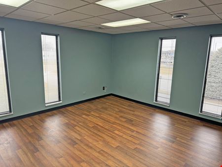 Clinton Office Plaza