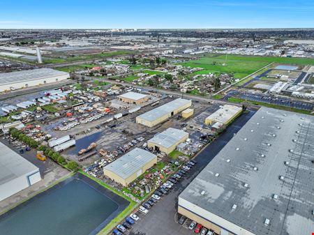 (4) Warehouse/Office Buildings w/ Multiple Configurations