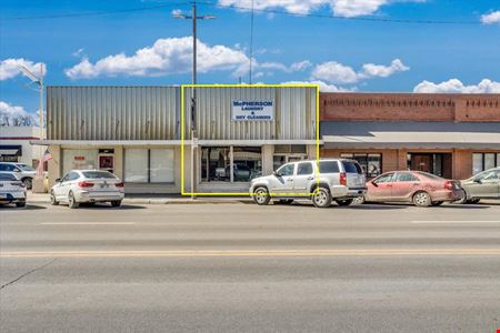 Commercial space at 214 S Main St, McPherson in Mcpherson