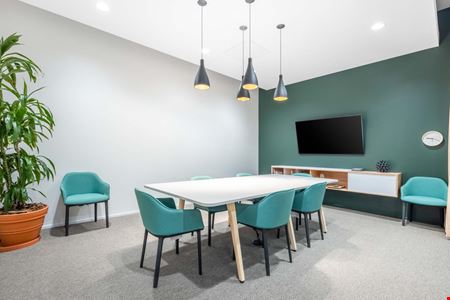 Spaces - Austin - The Domain 3220 Feathergr