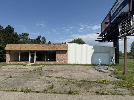 Retail space for Sale at 5091 Lansing Rd in Charlotte