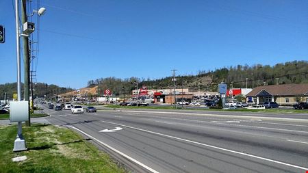 Clinton Highway Shops