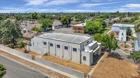 (9) Special Purpose Buildings on ±4.07 Acres in Fresno, CA