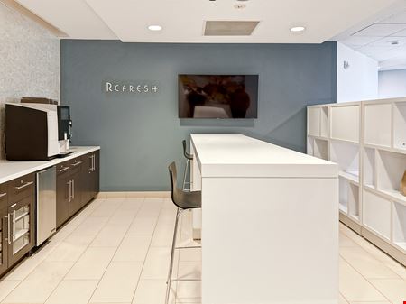 Regus - Redwood City - Twin Dolphin Drive