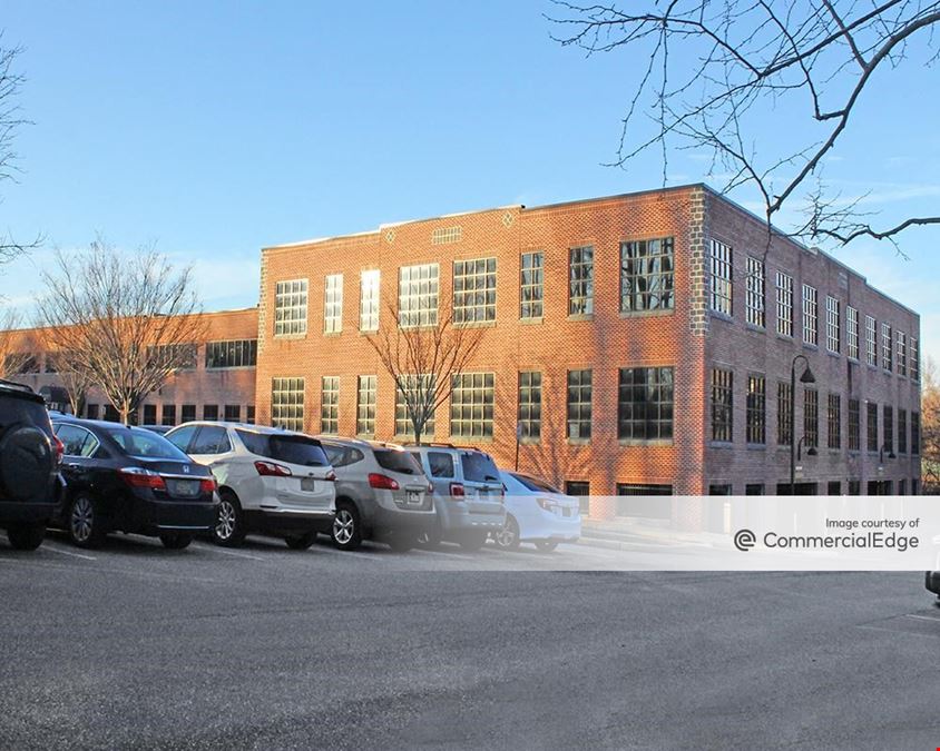 2710 Centerville Road