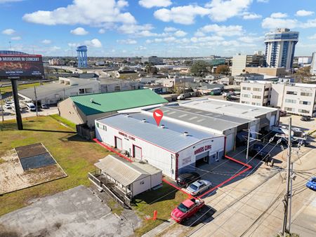 Retail space for Rent at Turn-Key Automotive Shop (Office/Warehouse) Near I-10 in Metairie