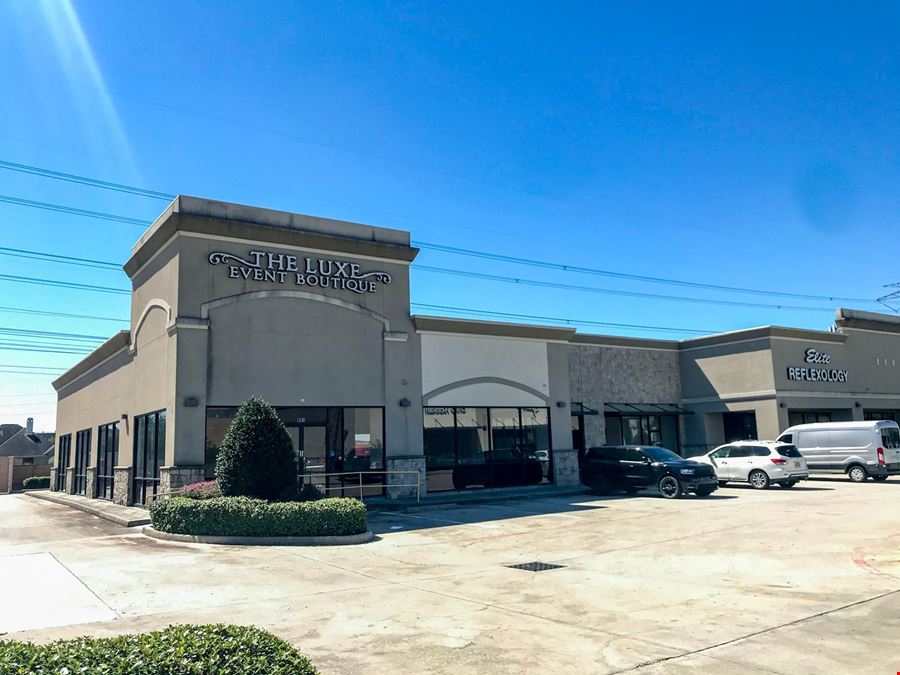 Fall Creek Plaza