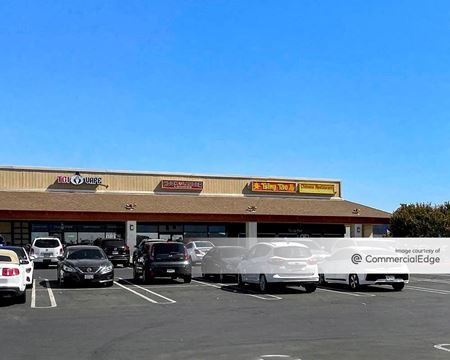 Retail space for Rent at Western Village Shopping Center in Clovis