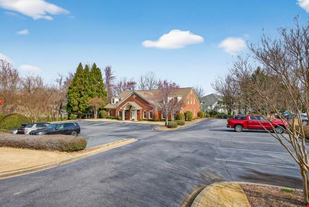 5 Hawthorne Park Ct