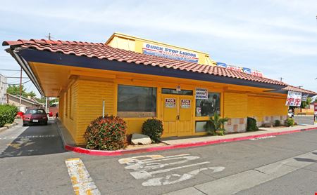 Retail space for Rent at Prime Retail Spaces Located in Kings Plaza in Fresno