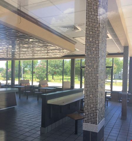Retail space for Sale at Former McDonald's with Excess Land in Schulenburg